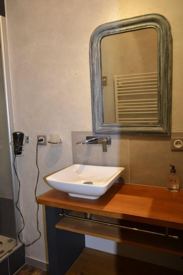 Апартаменты Belle Chambre D'Hote Pour 2 A 4 Personnes Chef-Boutonne Экстерьер фото