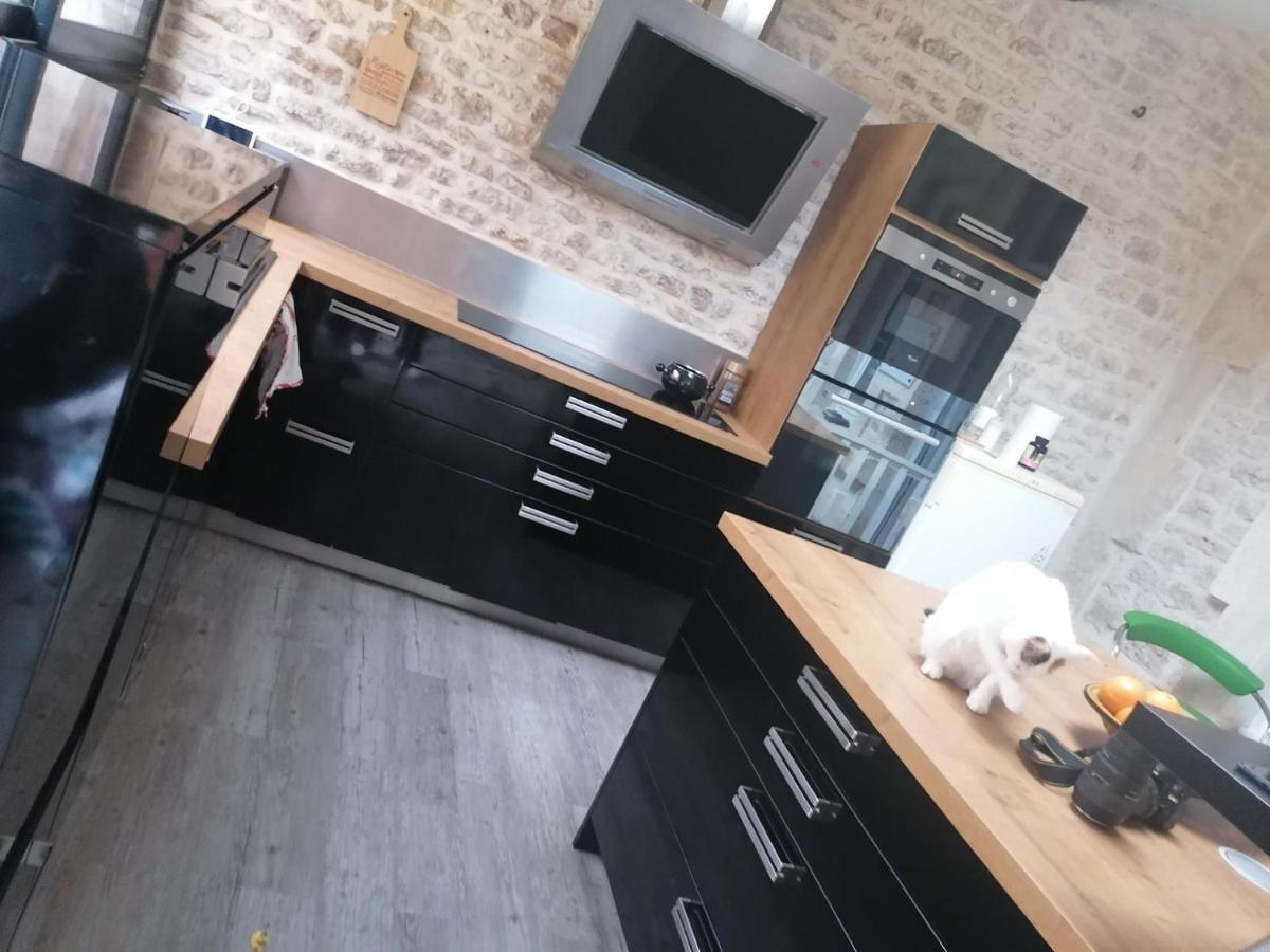 Апартаменты Belle Chambre D'Hote Pour 2 A 4 Personnes Chef-Boutonne Экстерьер фото